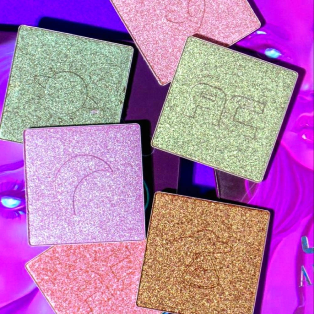 UnEarthly Highlighter Palette